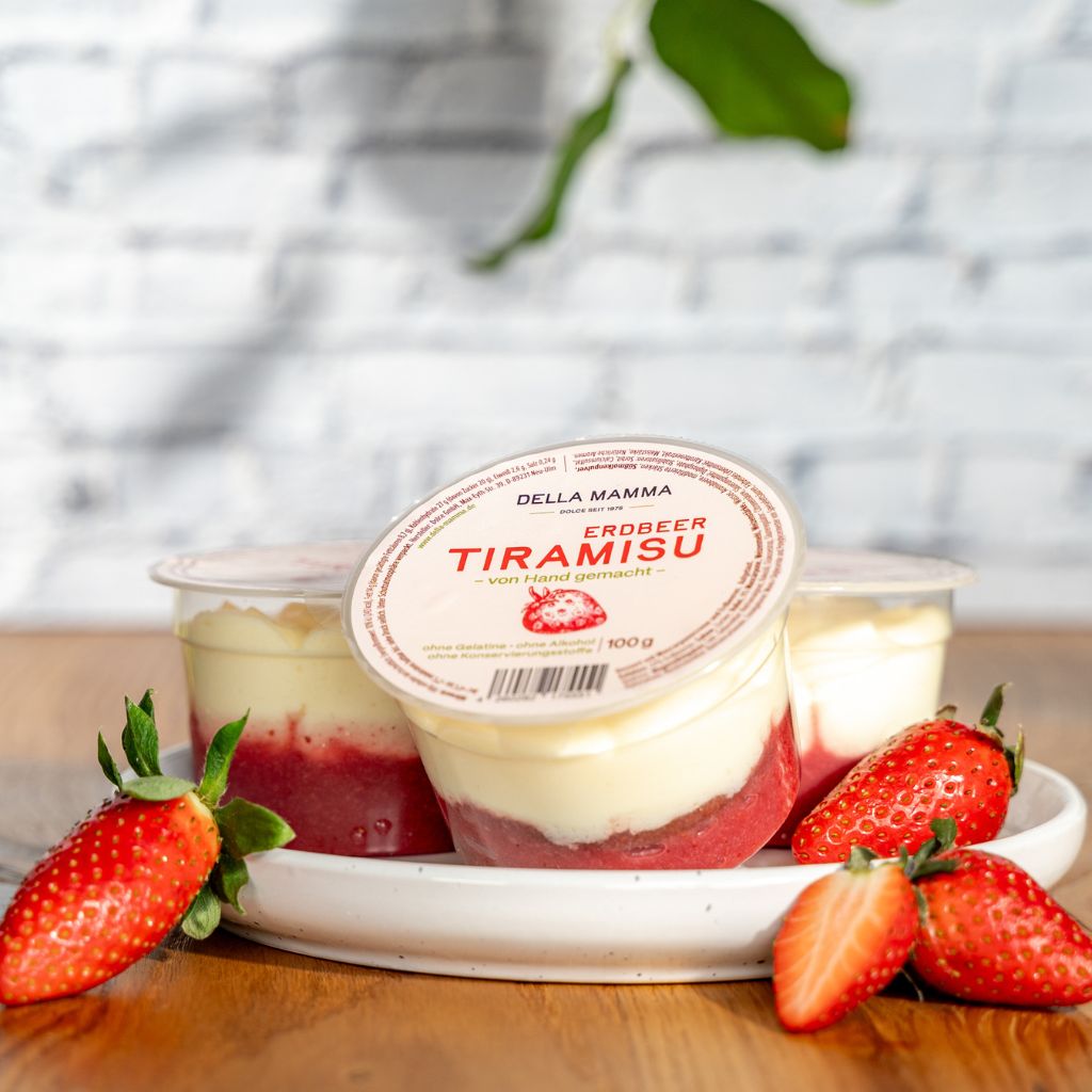 Erdbeer Tiramisu mit leckeren frischen Erdbeeren